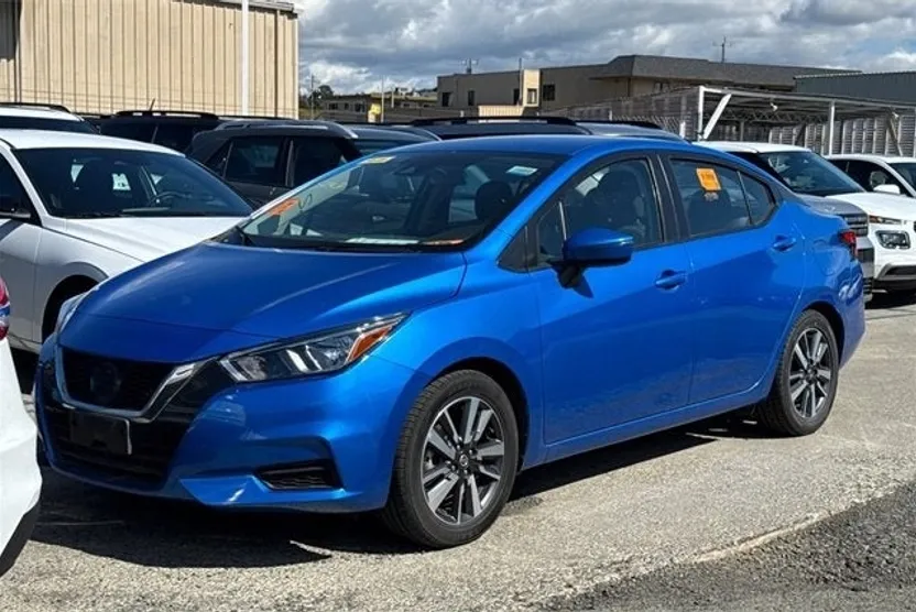 2021 Nissan Versa 1.6 SV photo 1
