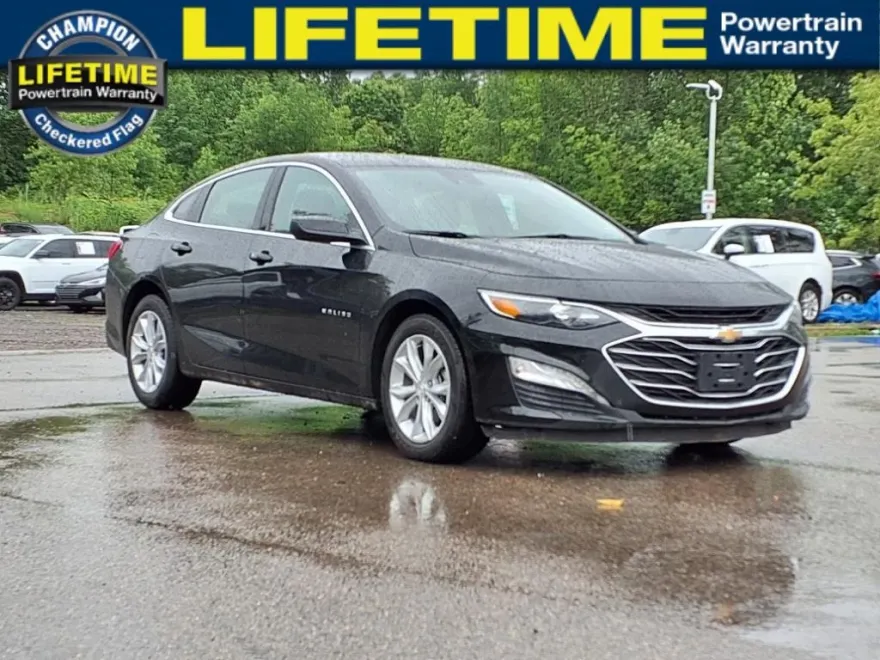 2025 Chevrolet Malibu 1LT photo 1