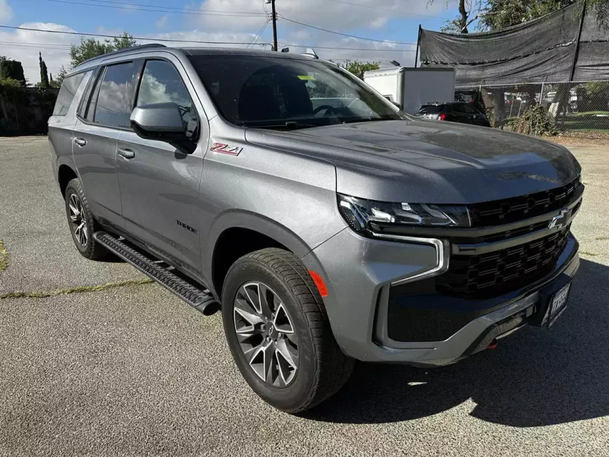 2021 Chevrolet Tahoe Z71 photo 1