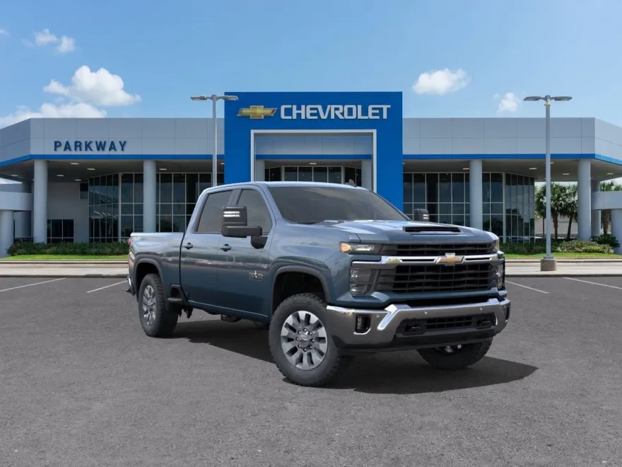 2025 Chevrolet Silverado 2500HD LT photo 1