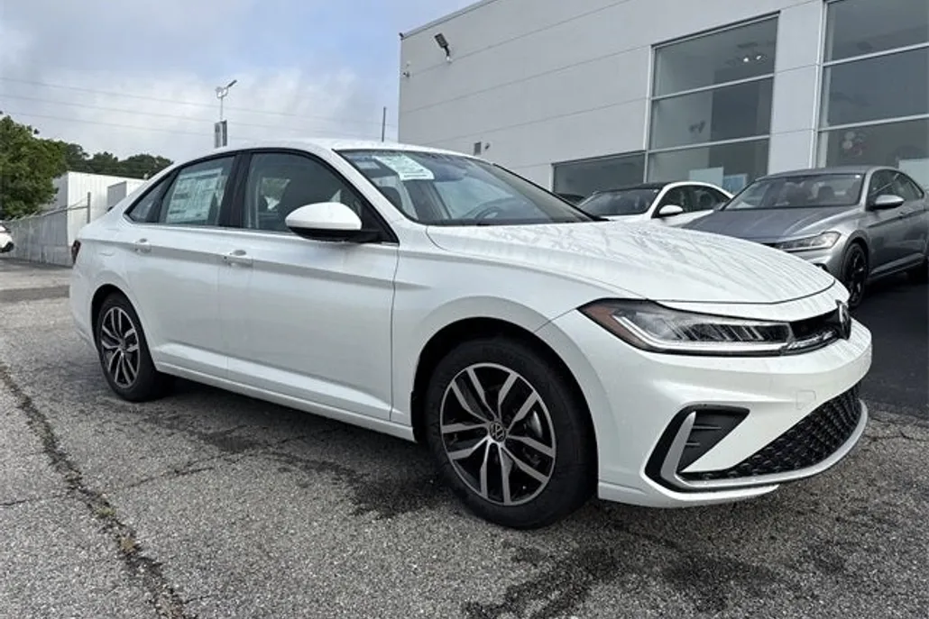 2025 Volkswagen Jetta 1.5T SE photo 1