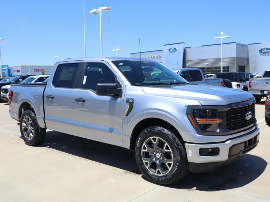 2025 Ford F-150 STX photo 1