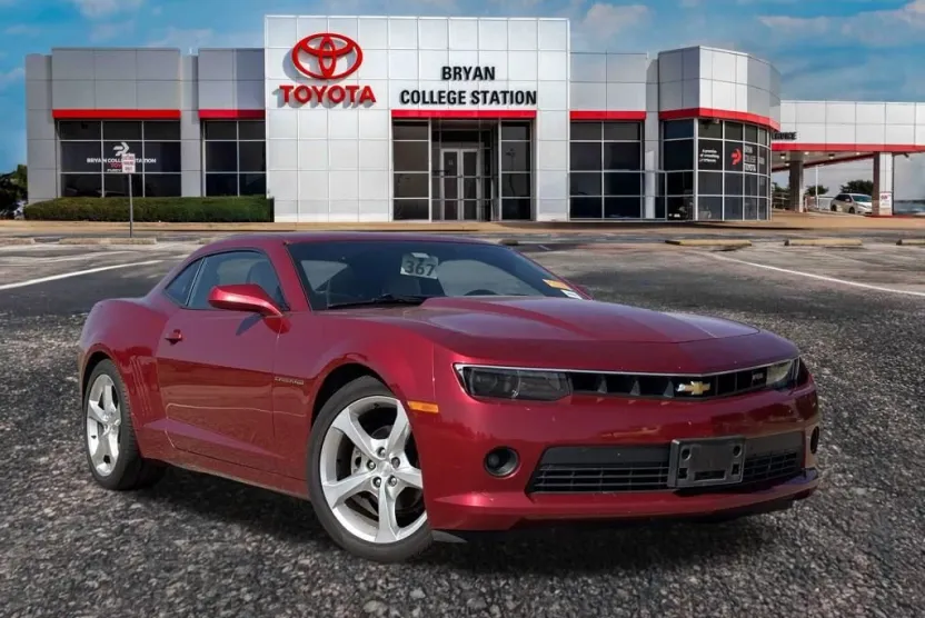 2015 Chevrolet Camaro 2LT photo 1