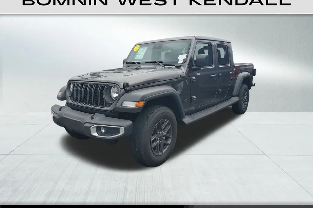 2025 Jeep Gladiator Sport photo 1