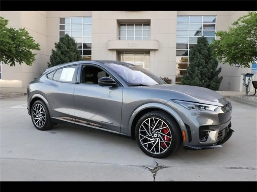 2023 Ford Mustang Mach-E GT photo 1