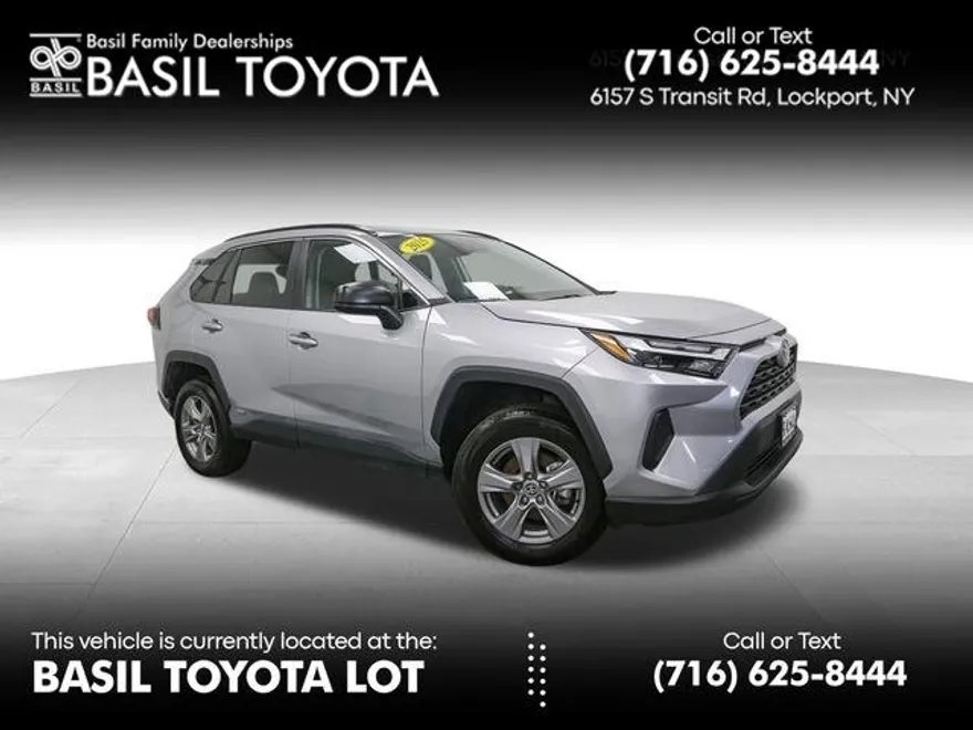2025 Toyota RAV4 Hybrid LE photo 1