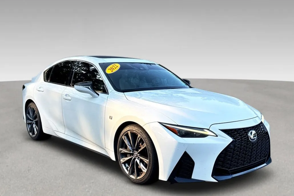 2022 Lexus IS 350 F SPORT photo 1