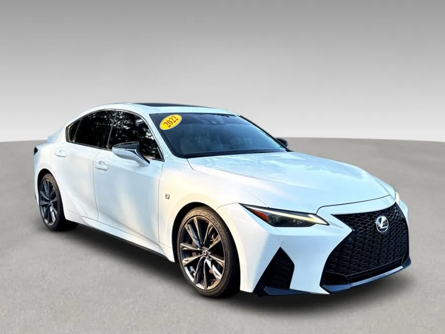 2022 Lexus IS 350 F SPORT photo 1