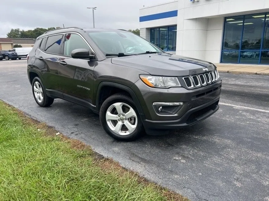 2018 Jeep Compass Latitude photo 1