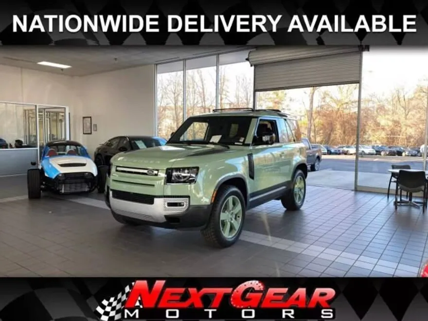 2023 Land Rover Defender photo 1