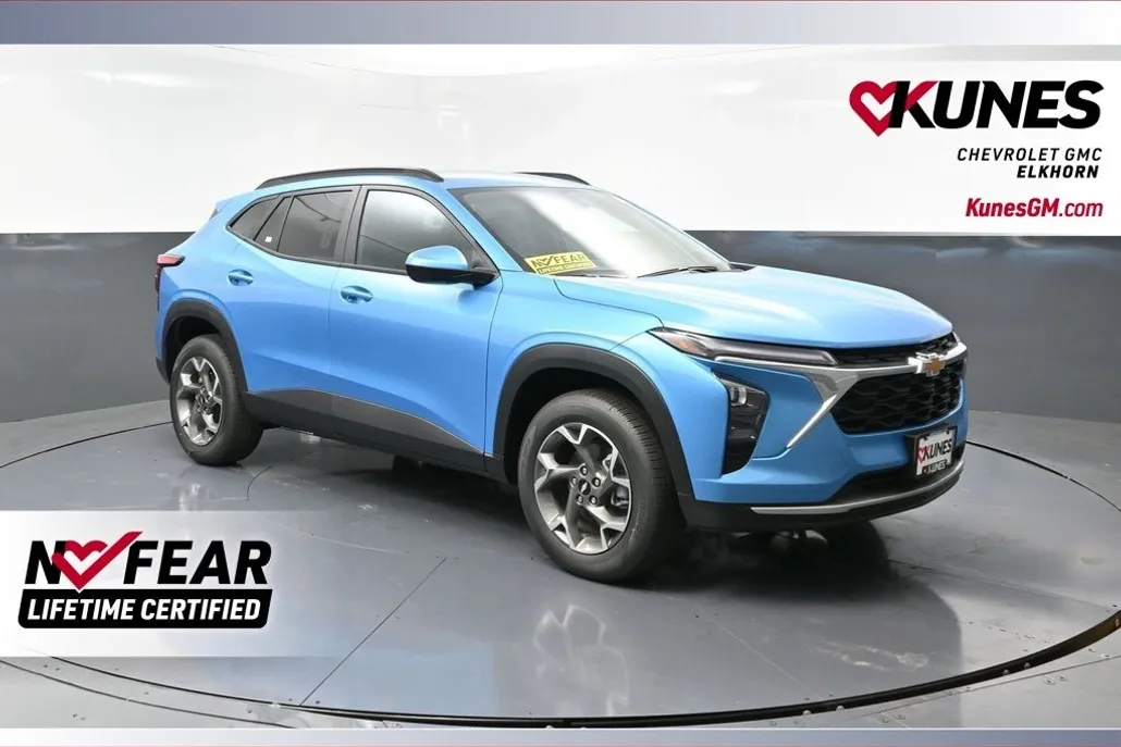 2026 Chevrolet Trax LT photo 1