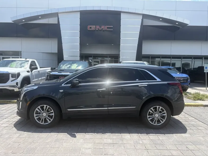 2021 Cadillac XT5 Premium Luxury photo 1