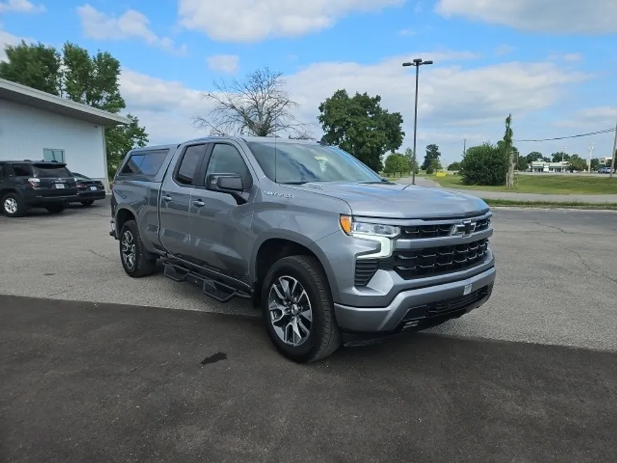 2024 Chevrolet Silverado 1500 RST photo 1