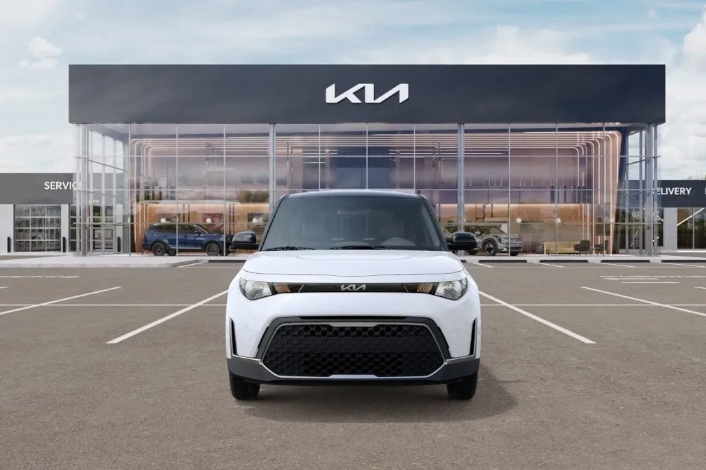 2025 Kia Soul S photo 1