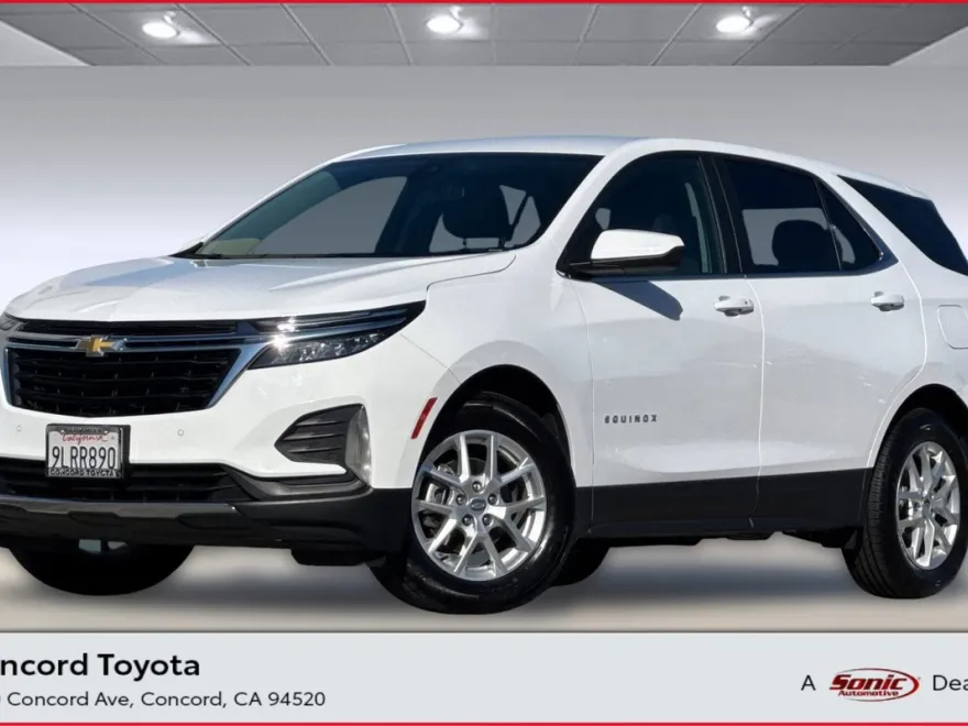 2024 Chevrolet Equinox LT photo 1