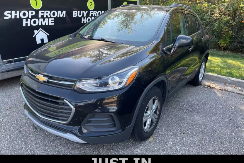 2017 Chevrolet Trax LT photo 1