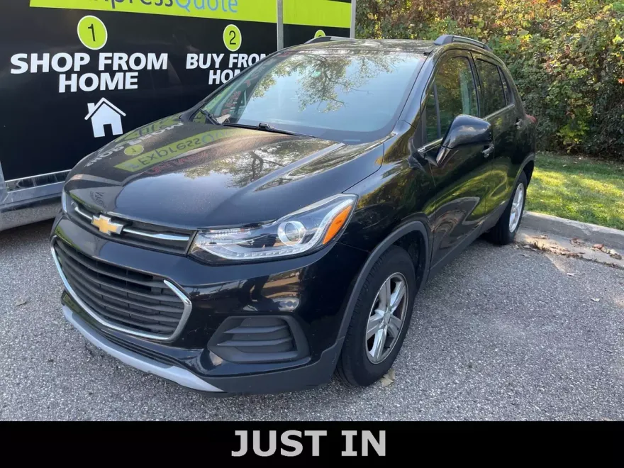 2017 Chevrolet Trax LT photo 1