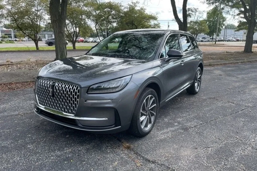 2024 Lincoln Corsair Premiere photo 1