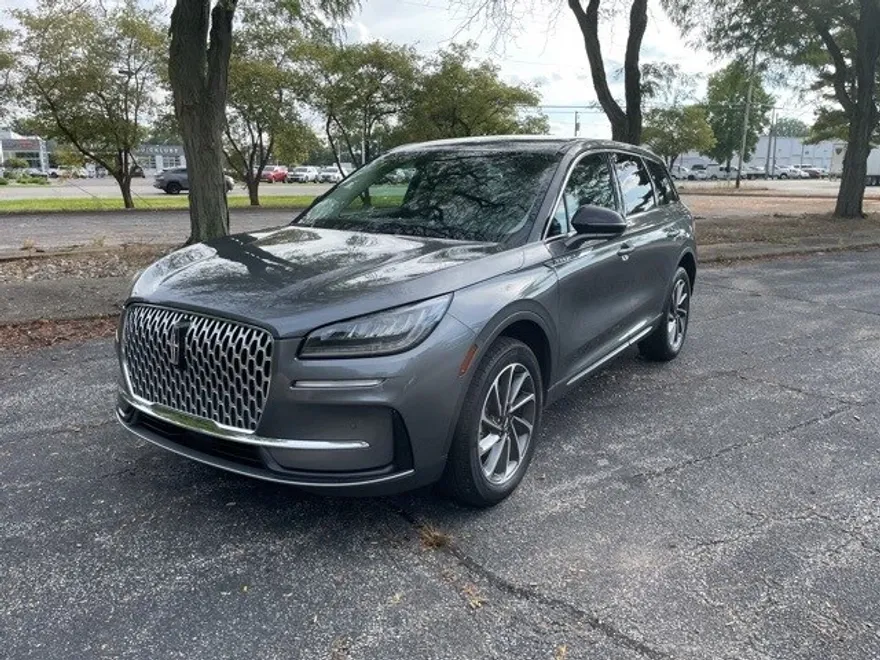 2024 Lincoln Corsair Premiere photo 1