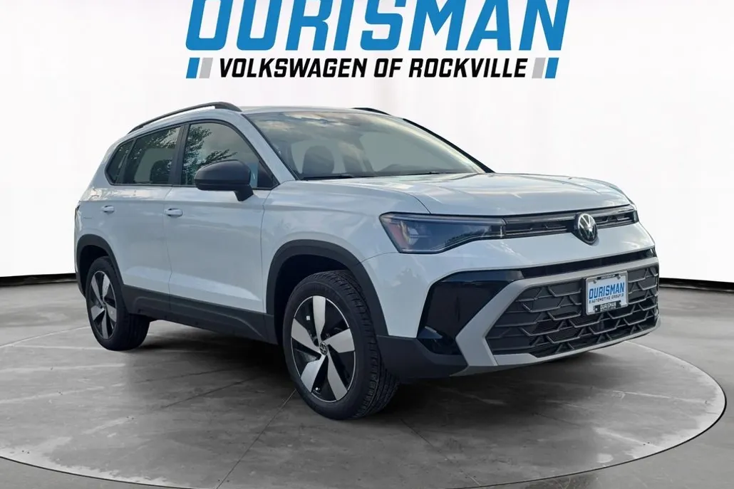 2025 Volkswagen Taos S photo 1