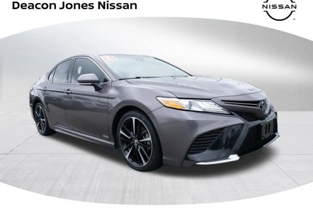 2020 Toyota Camry XSE V6 SE photo 1