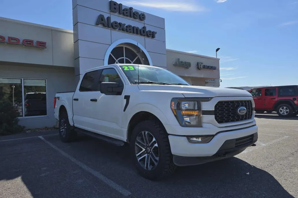 2023 Ford F-150 XL photo 1