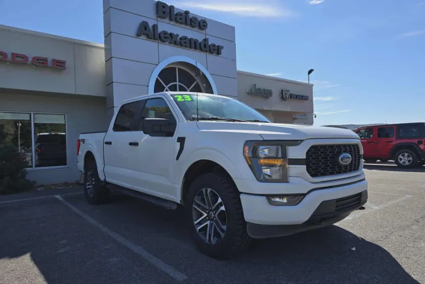 2023 Ford F-150 XL photo 1