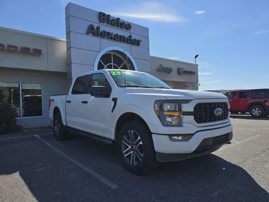 2023 Ford F-150 XL photo 1