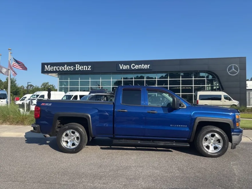 2014 Chevrolet Silverado 1500 LT photo 1