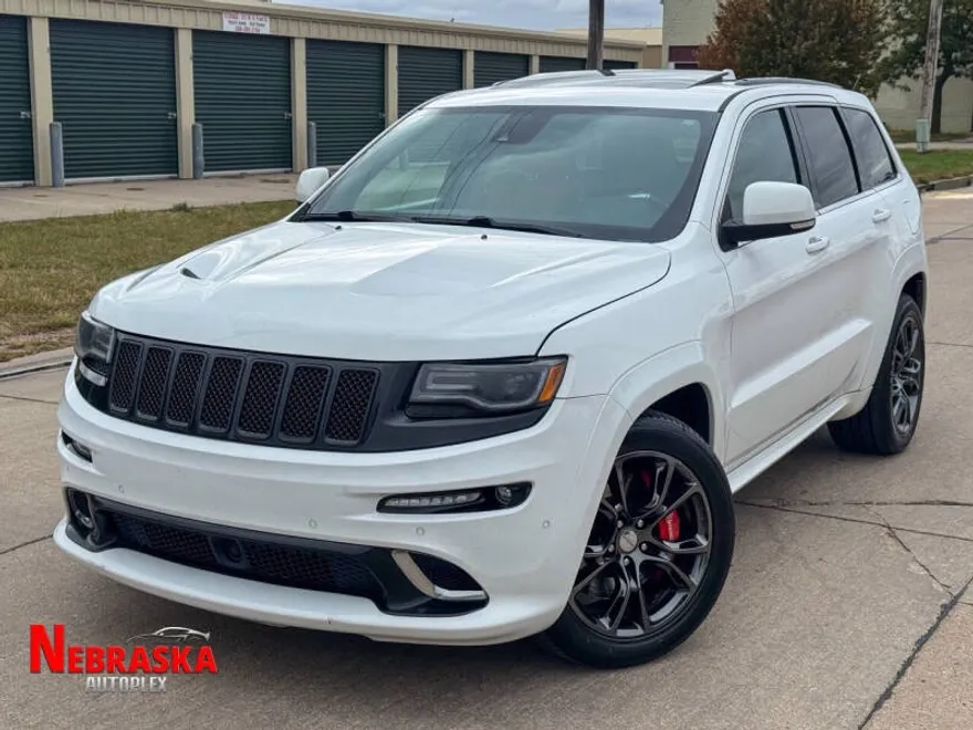 2015 Jeep Grand Cherokee SRT8 photo 1