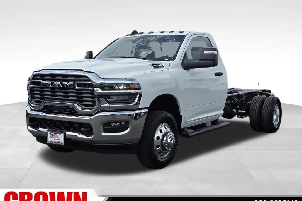 2026 Ram 3500 Tradesman photo 1