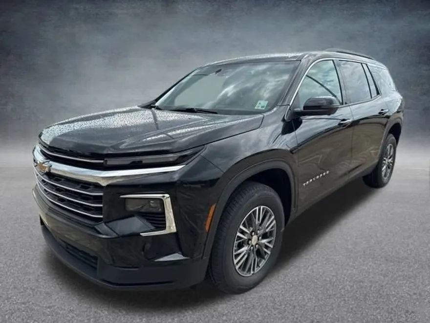 2026 Chevrolet Traverse photo 1