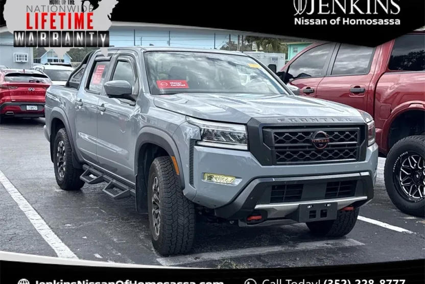 2023 Nissan Frontier PRO-4X photo 1