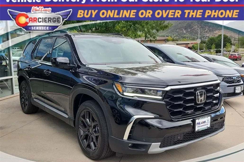 2025 Honda Pilot Touring photo 1