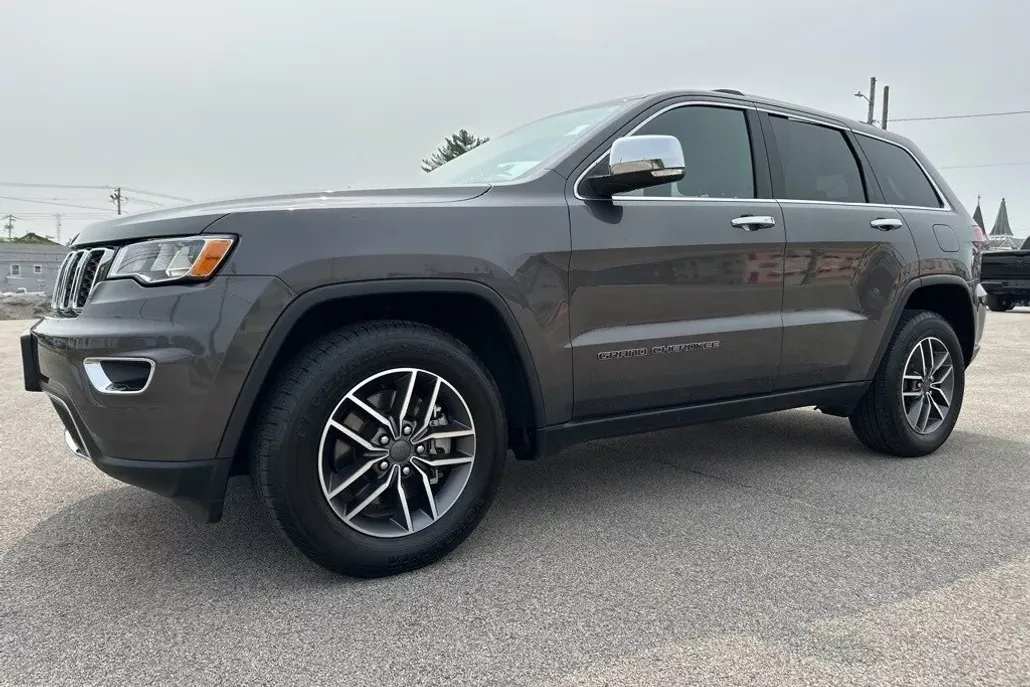 2021 Jeep Grand Cherokee Limited photo 1