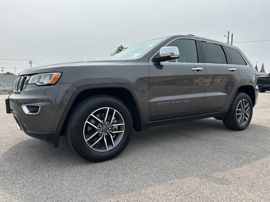 2021 Jeep Grand Cherokee Limited photo 1