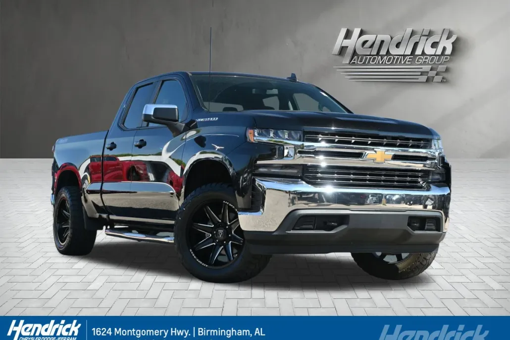 2020 Chevrolet Silverado 1500 LT photo 1