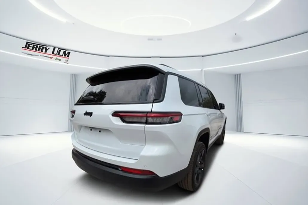 2025 Jeep Grand Cherokee Altitude X photo 1