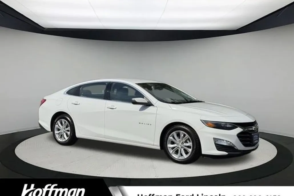 2020 Chevrolet Malibu 1LT photo 1