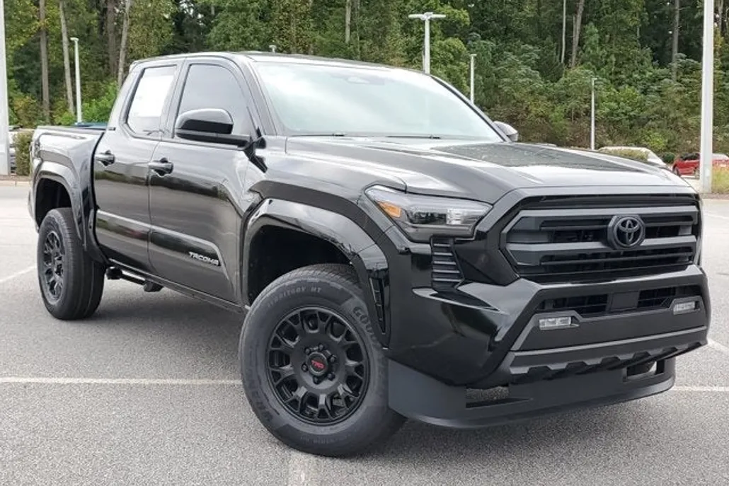 2025 Toyota Tacoma SR5 photo 1