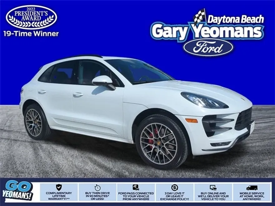 2018 Porsche Macan Turbo photo 1