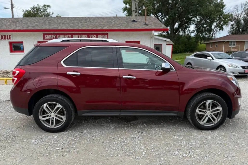 2016 Chevrolet Equinox LTZ photo 1