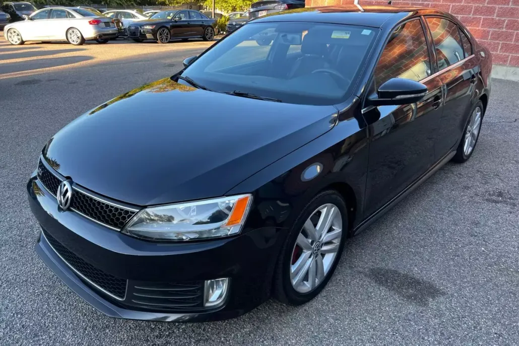 2013 Volkswagen Jetta 2.0T GLI photo 1