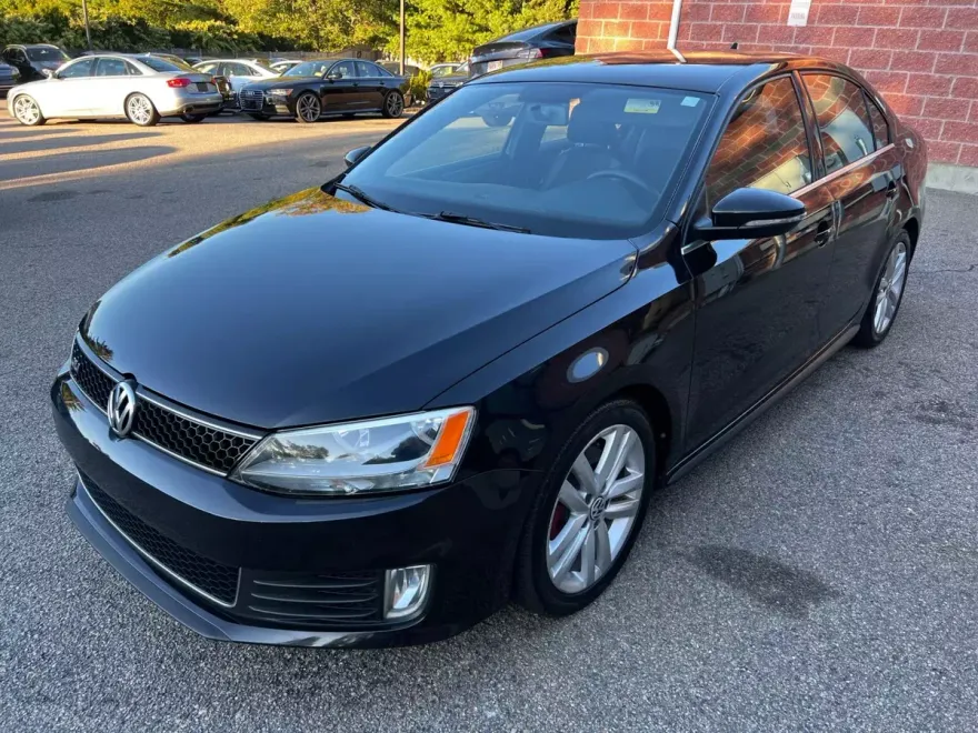 2013 Volkswagen Jetta 2.0T GLI photo 1