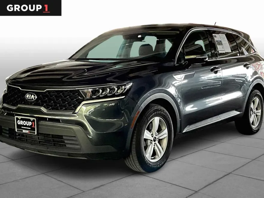 2021 Kia Sorento LX photo 1