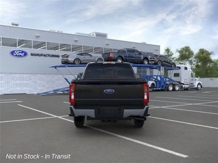2025 Ford F-250 photo 1