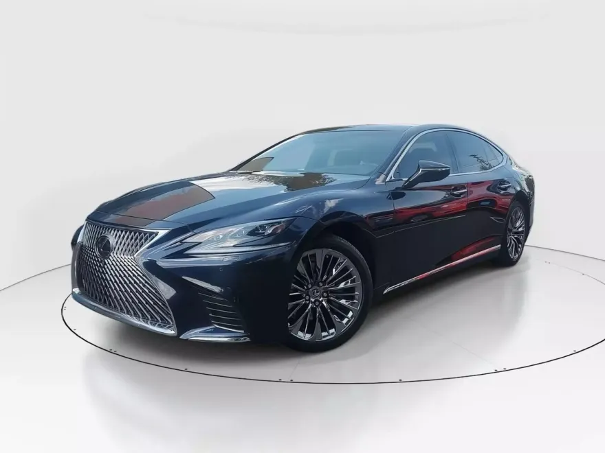 2018 Lexus LS 500 photo 1