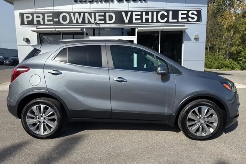 2019 Buick Encore Preferred photo 1