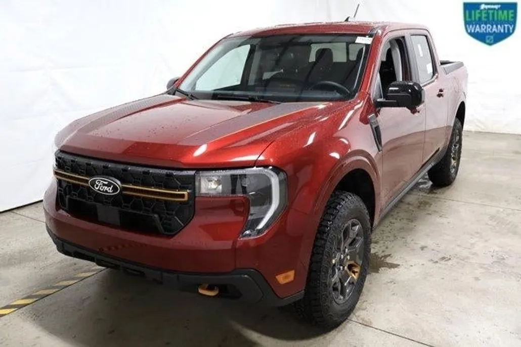 2025 Ford Maverick Tremor photo 1