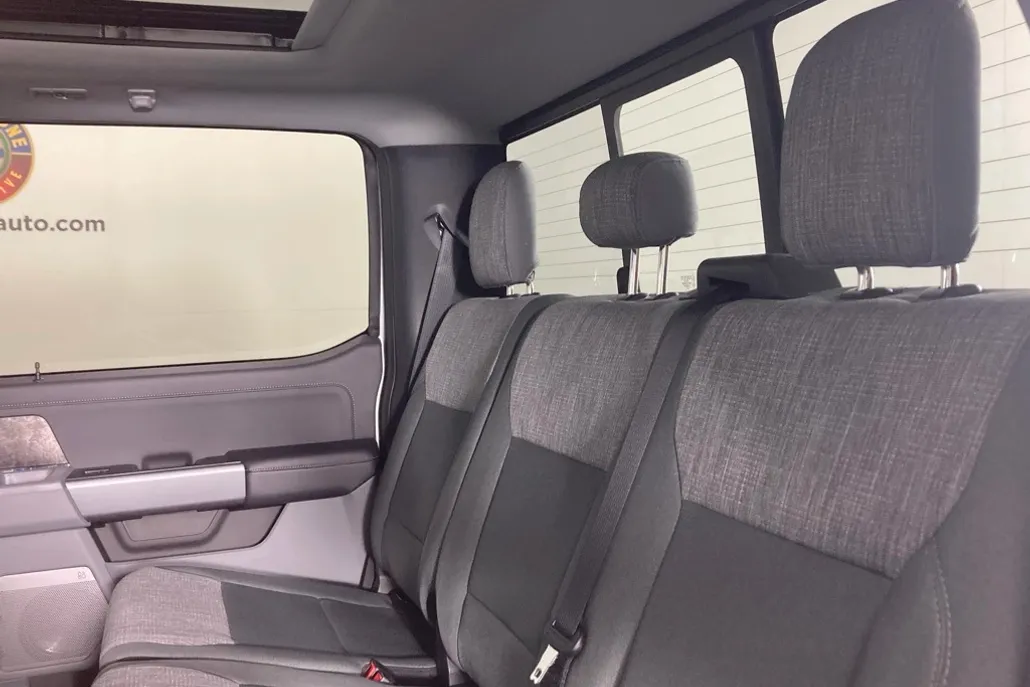 2025 Ford F-350 photo 1